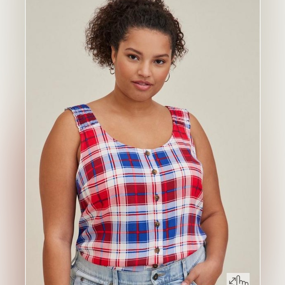 Torrid red, white, and blue button up tank NWT size 2X